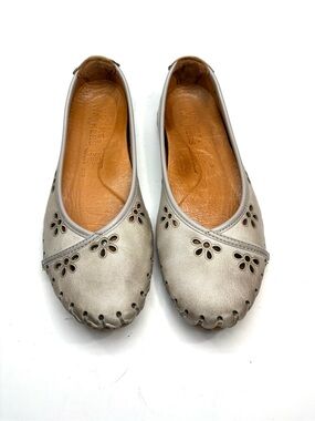 Volks Walkers Taupe Leather Flats | 37